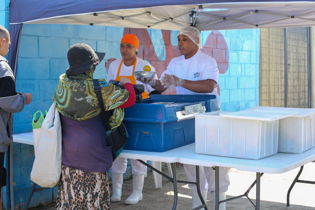 Seis unidades do Bom Prato Móvel da capital vão passar a funcionar em novos endereços