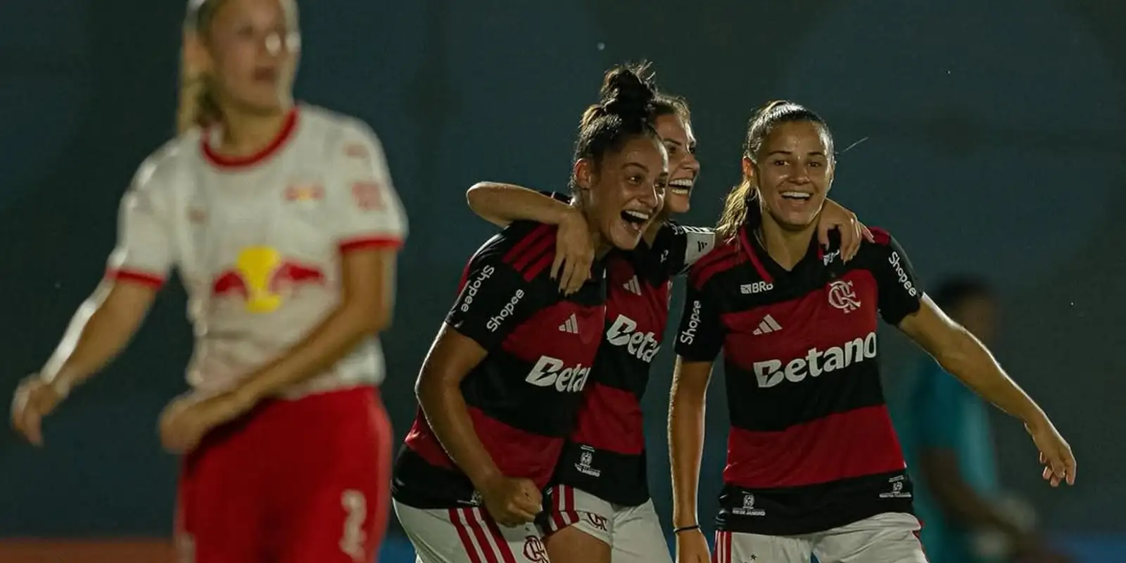 Brasileiro Feminino: Flamengo Vence Bragantino em Partida de Seis Gols