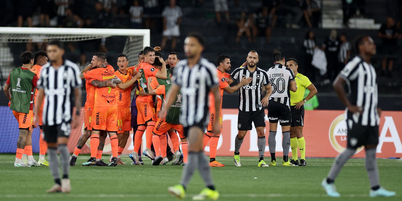 Eliminação na Libertadores: Botafogo Perde para o Barcelona de Guayaquil e Segue para a Sul-Americana