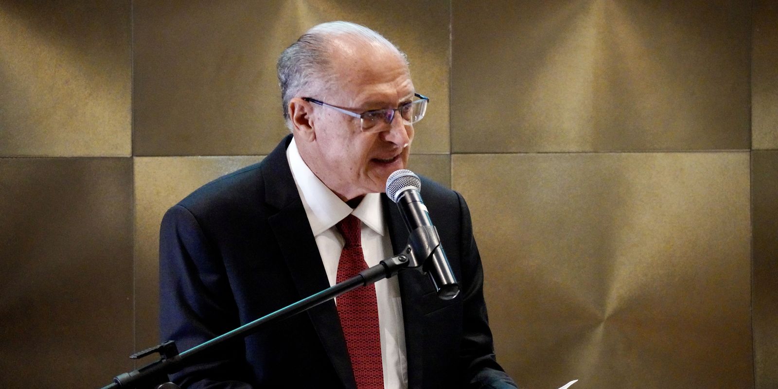 Geraldo Alckmin Anuncia Saída do MDIC em Abril, Mantendo a Vice-Presidência