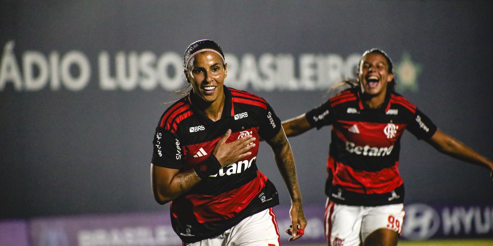 Flamengo Supera Vitória e Se Aproxima da Liderança no Brasileirão Feminino
