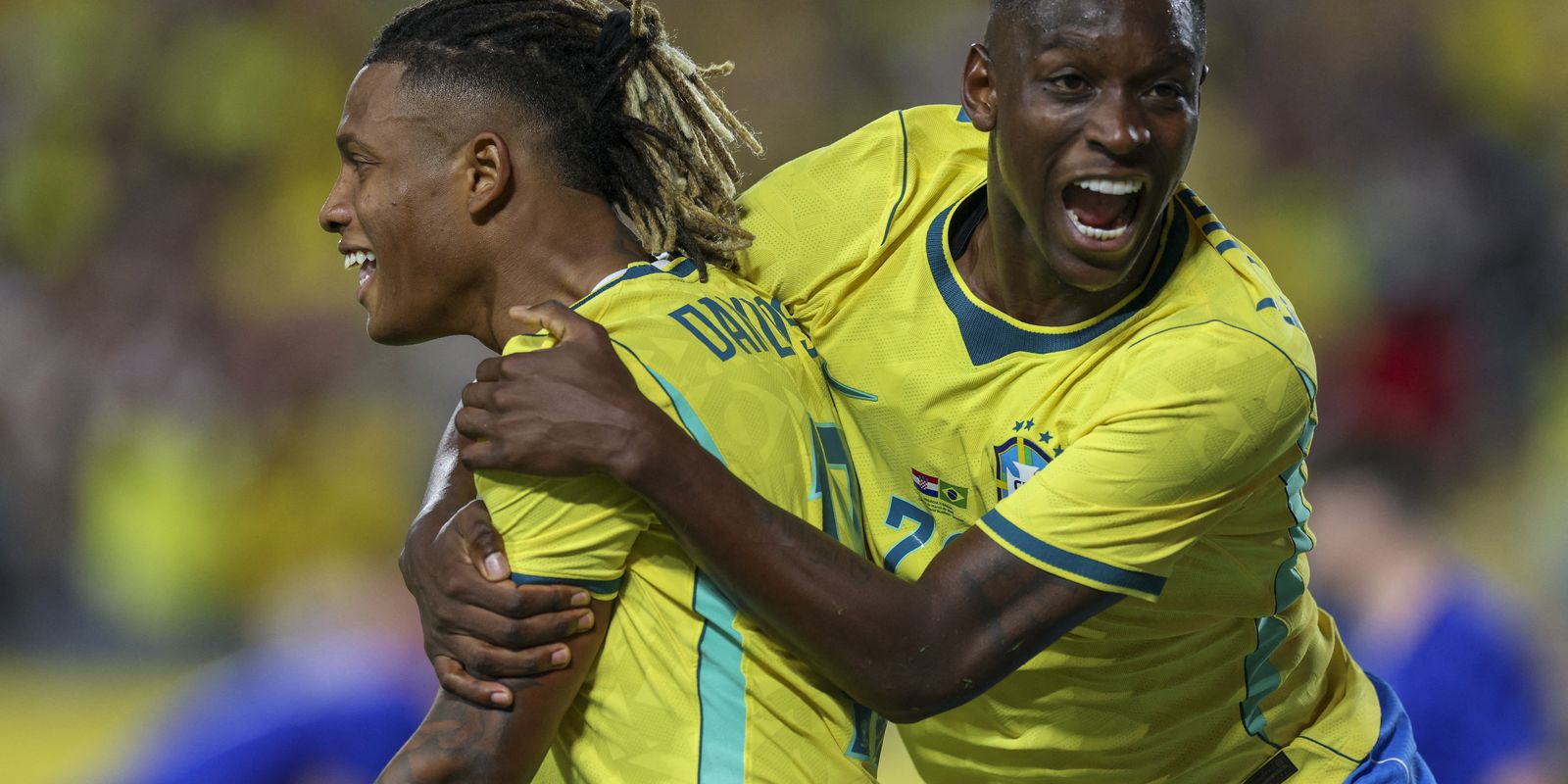 Cenário Fictício: Venda de Ingressos e Agenda da Seleção Brasileira para Copa do Mundo