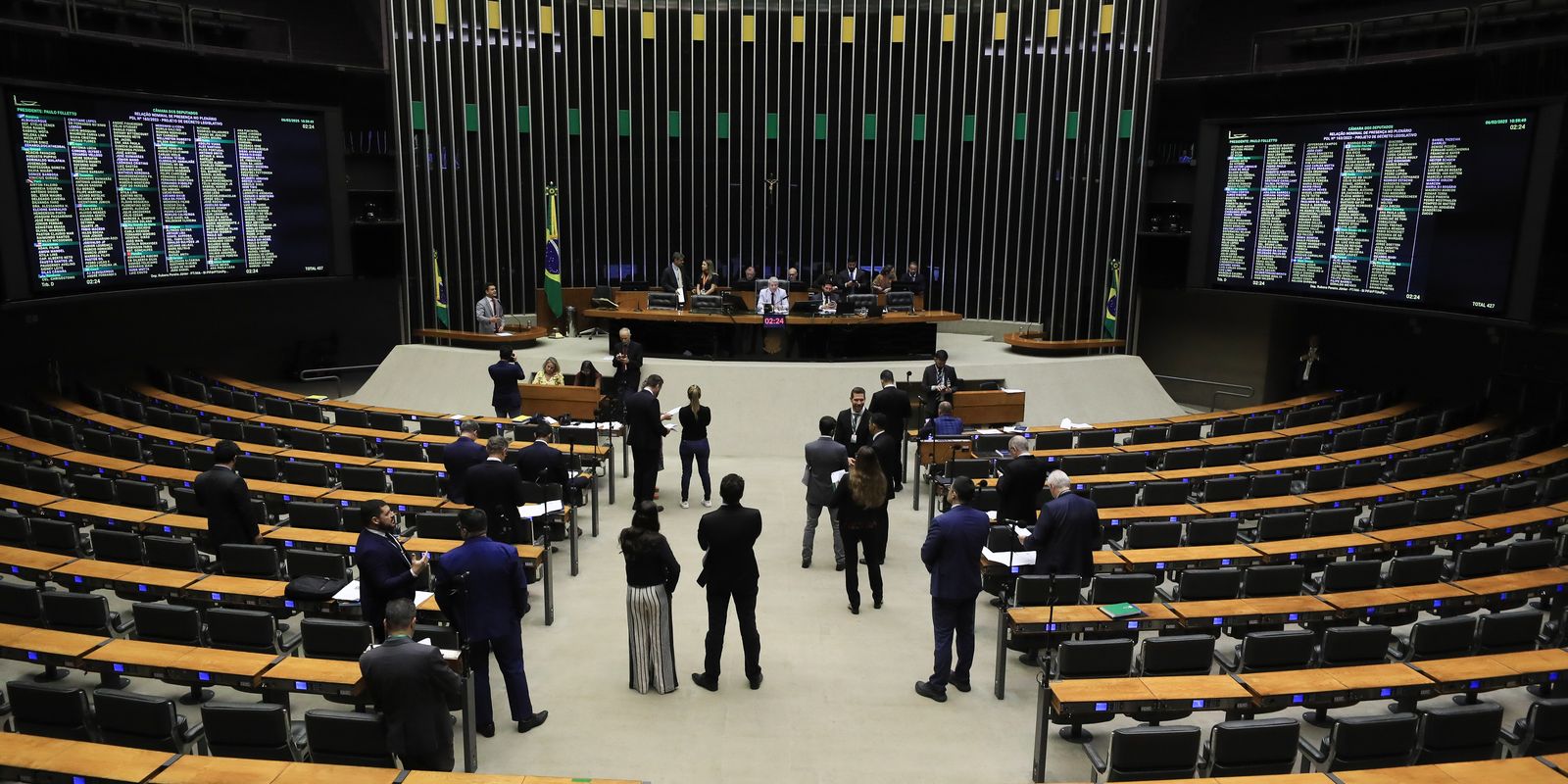 Minirreforma Eleitoral em Trâmite: Propostas para Limitação e Parcelamento de Multas de Partidos