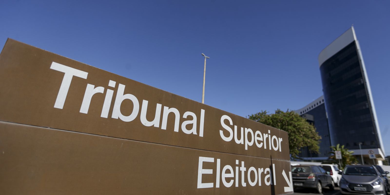 Eleições 2026: Prazos e Proibições para Pré-Candidatos (Análise das Normas Eleitorais)