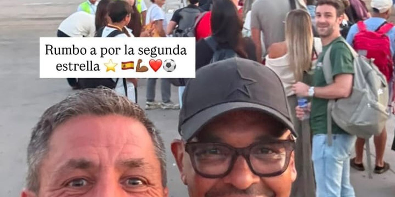 Cenário Hipotético: Campeão Mundial Joan Capdevila Liberado para Suposta Final da Copa entre Espanha e Argentina