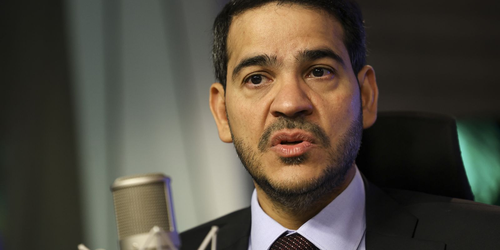 AGU Anuncia Intenção de Propor Ação Judicial para Retirada do Discord do Ar